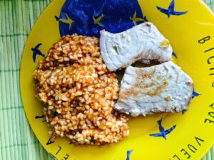Curry Madrás con arroz y bonito